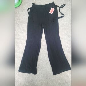 Flowy Highwasted Belted Black Pants